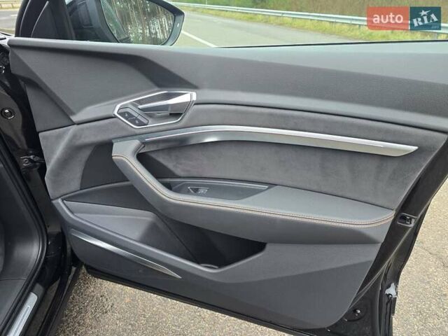 Черный Ауди E-Tron, объемом двигателя 0 л и пробегом 43 тыс. км за 45999 $, фото 73 на Automoto.ua