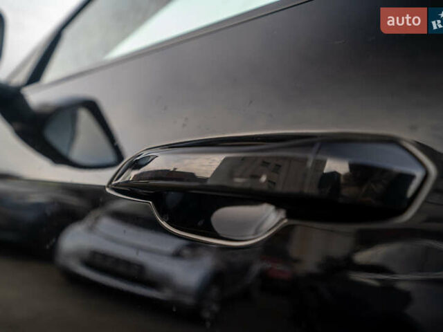 Чорний Ауді E-Tron, об'ємом двигуна 0 л та пробігом 54 тис. км за 45900 $, фото 6 на Automoto.ua