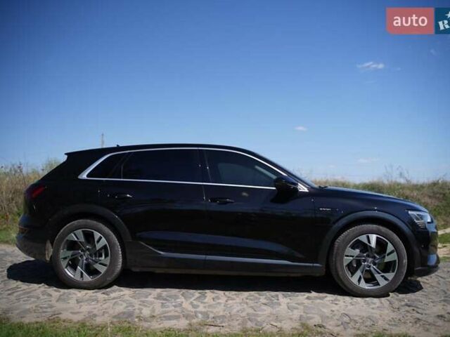 Черный Ауди E-Tron, объемом двигателя 0 л и пробегом 45 тыс. км за 32900 $, фото 4 на Automoto.ua
