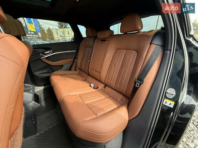 Черный Ауди E-Tron, объемом двигателя 0 л и пробегом 80 тыс. км за 34500 $, фото 61 на Automoto.ua