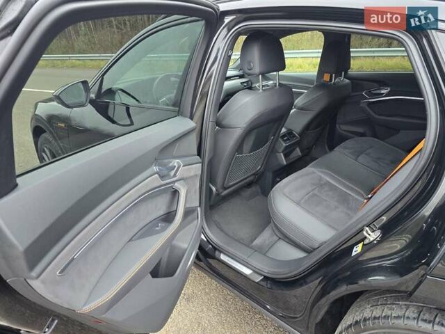 Черный Ауди E-Tron, объемом двигателя 0 л и пробегом 43 тыс. км за 45999 $, фото 57 на Automoto.ua