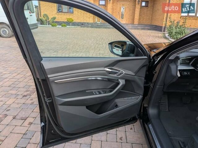 Черный Ауди E-Tron, объемом двигателя 0 л и пробегом 95 тыс. км за 29800 $, фото 22 на Automoto.ua