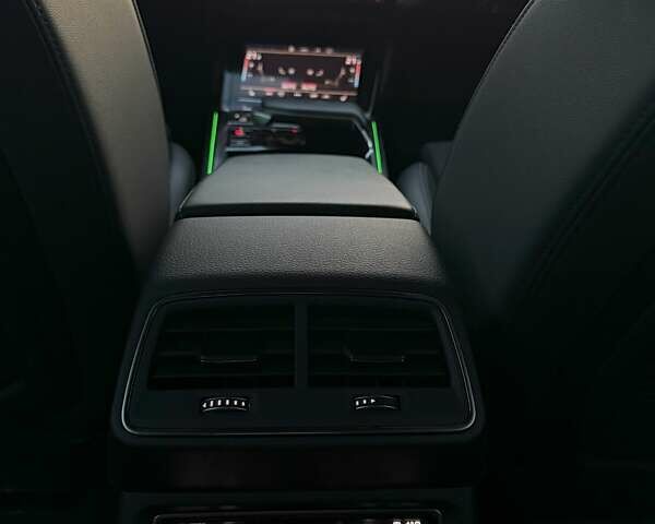 Черный Ауди E-Tron, объемом двигателя 0 л и пробегом 68 тыс. км за 45000 $, фото 17 на Automoto.ua