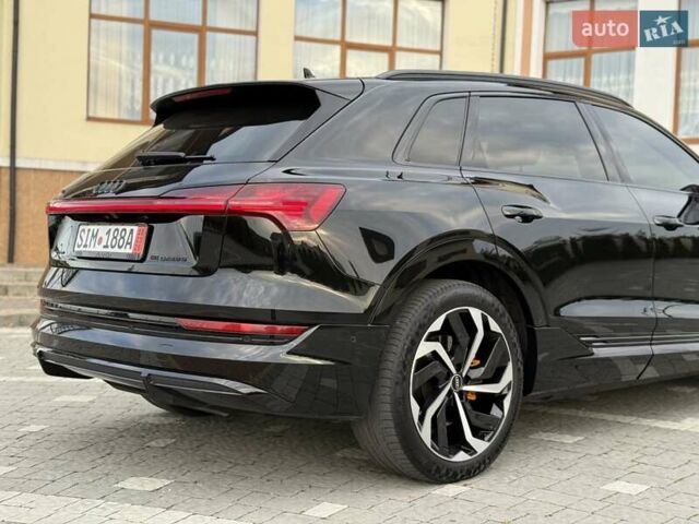 Черный Ауди E-Tron, объемом двигателя 0 л и пробегом 150 тыс. км за 31950 $, фото 23 на Automoto.ua