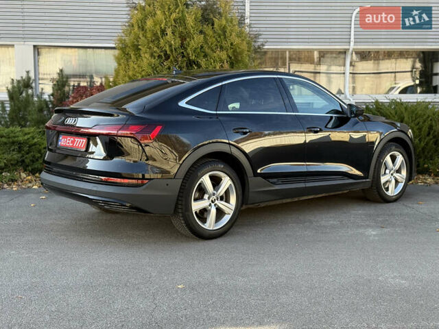 Чорний Ауді E-Tron, об'ємом двигуна 0 л та пробігом 79 тис. км за 29999 $, фото 20 на Automoto.ua