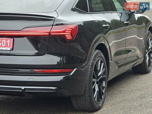 Черный Ауди E-Tron, объемом двигателя 0 л и пробегом 43 тыс. км за 45999 $, фото 38 на Automoto.ua