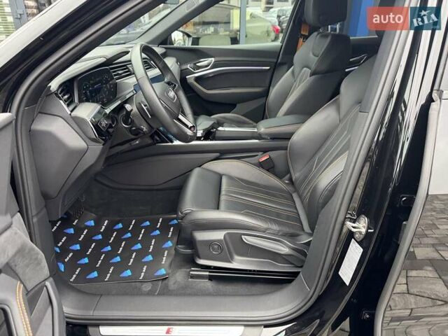 Черный Ауди E-Tron, объемом двигателя 0 л и пробегом 82 тыс. км за 39900 $, фото 20 на Automoto.ua