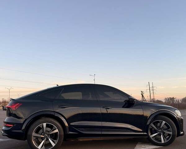 Черный Ауди E-Tron, объемом двигателя 0 л и пробегом 68 тыс. км за 45000 $, фото 5 на Automoto.ua