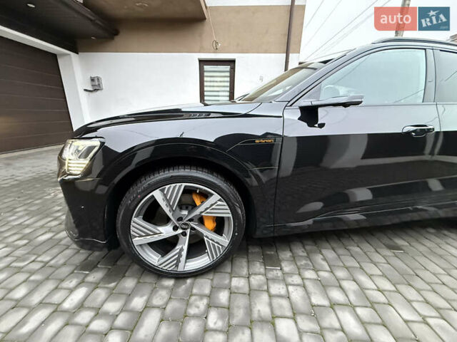 Черный Ауди E-Tron, объемом двигателя 0 л и пробегом 95 тыс. км за 38500 $, фото 55 на Automoto.ua