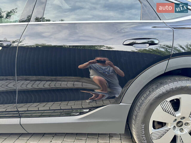 Черный Ауди E-Tron, объемом двигателя 0 л и пробегом 97 тыс. км за 30900 $, фото 29 на Automoto.ua