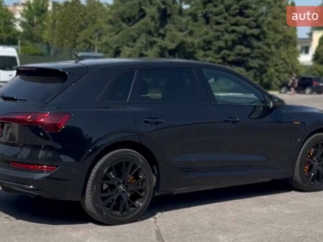 Черный Ауди E-Tron, объемом двигателя 0 л и пробегом 29 тыс. км за 38999 $, фото 1 на Automoto.ua