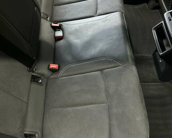 Чорний Ауді E-Tron, об'ємом двигуна 0 л та пробігом 57 тис. км за 41500 $, фото 18 на Automoto.ua