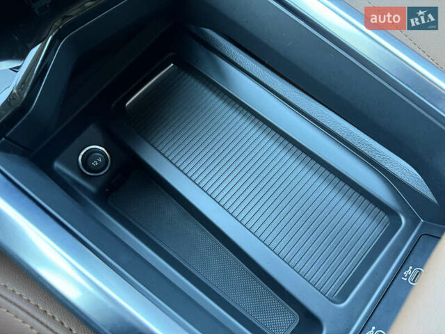 Чорний Ауді E-Tron, об'ємом двигуна 0 л та пробігом 79 тис. км за 29999 $, фото 71 на Automoto.ua