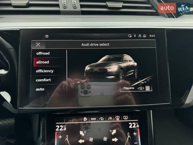 Черный Ауди E-Tron, объемом двигателя 0 л и пробегом 100 тыс. км за 38500 $, фото 28 на Automoto.ua