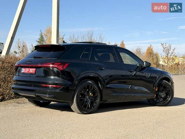 Чорний Ауді E-Tron, об'ємом двигуна 0 л та пробігом 103 тис. км за 36600 $, фото 6 на Automoto.ua