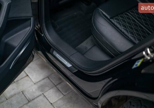 Черный Ауди E-Tron, объемом двигателя 0 л и пробегом 25 тыс. км за 55000 $, фото 44 на Automoto.ua