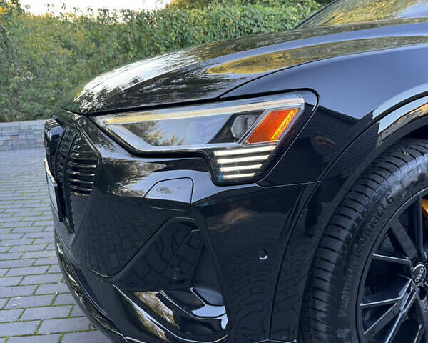 Черный Ауди E-Tron, объемом двигателя 0 л и пробегом 91 тыс. км за 36500 $, фото 66 на Automoto.ua