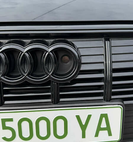 Черный Ауди E-Tron, объемом двигателя 0 л и пробегом 20 тыс. км за 45000 $, фото 11 на Automoto.ua