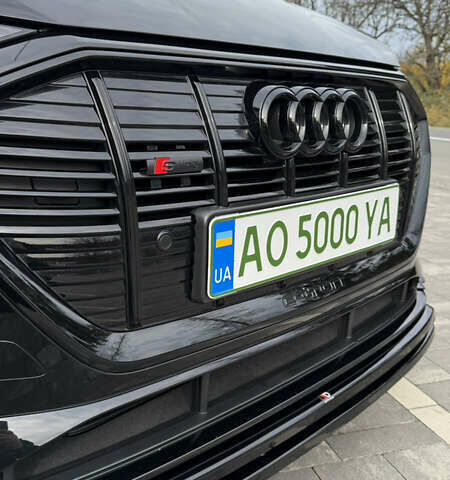 Черный Ауди E-Tron, объемом двигателя 0 л и пробегом 20 тыс. км за 45000 $, фото 10 на Automoto.ua