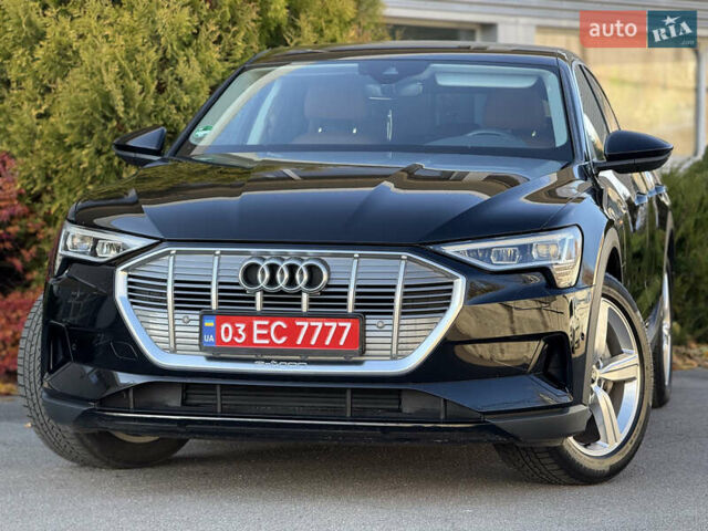 Чорний Ауді E-Tron, об'ємом двигуна 0 л та пробігом 79 тис. км за 29999 $, фото 6 на Automoto.ua