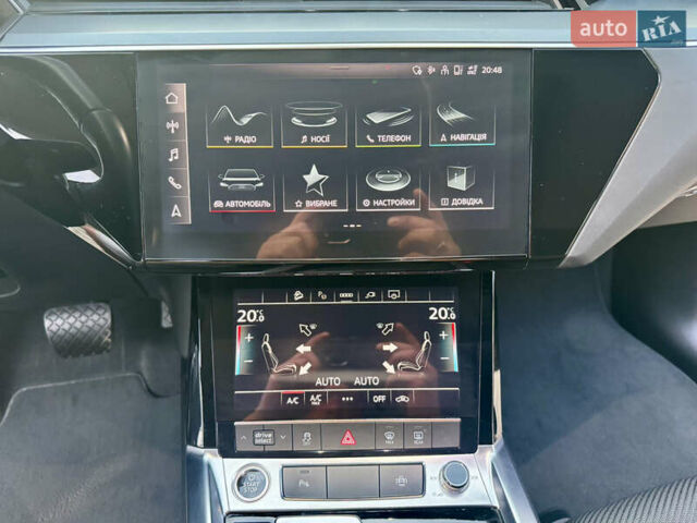 Черный Ауди E-Tron, объемом двигателя 0 л и пробегом 97 тыс. км за 30900 $, фото 65 на Automoto.ua