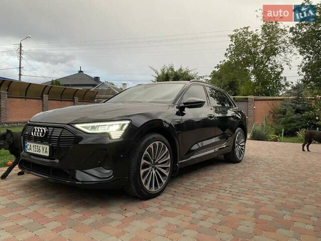 Черный Ауди E-Tron, объемом двигателя 0 л и пробегом 101 тыс. км за 38777 $, фото 63 на Automoto.ua
