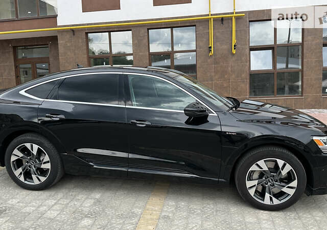 Черный Ауди E-Tron, объемом двигателя 0 л и пробегом 53 тыс. км за 42000 $, фото 4 на Automoto.ua