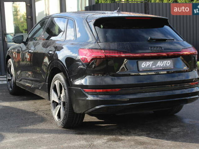Черный Ауди E-Tron, объемом двигателя 0 л и пробегом 41 тыс. км за 38800 $, фото 9 на Automoto.ua