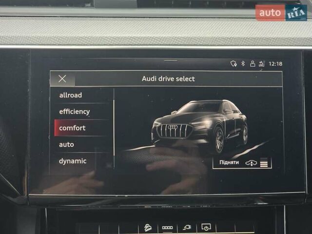 Черный Ауди E-Tron, объемом двигателя 0 л и пробегом 43 тыс. км за 45999 $, фото 98 на Automoto.ua