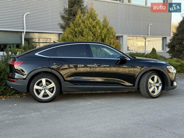 Чорний Ауді E-Tron, об'ємом двигуна 0 л та пробігом 79 тис. км за 29999 $, фото 16 на Automoto.ua