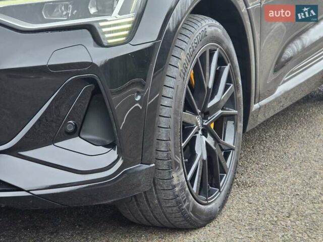 Черный Ауди E-Tron, объемом двигателя 0 л и пробегом 43 тыс. км за 45999 $, фото 19 на Automoto.ua