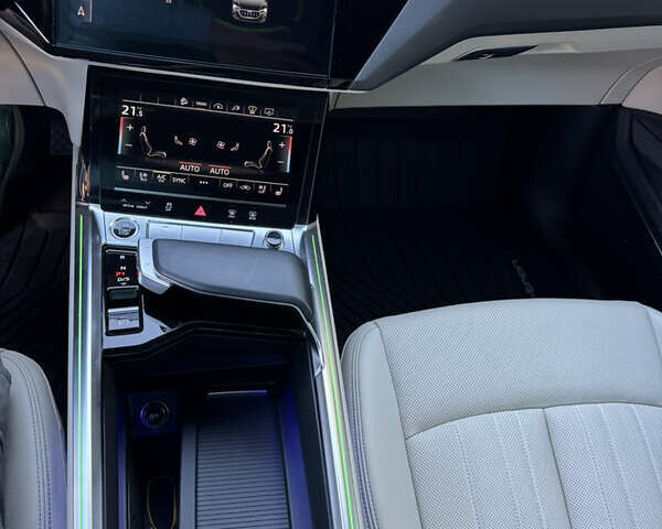 Черный Ауди E-Tron, объемом двигателя 0 л и пробегом 91 тыс. км за 36500 $, фото 44 на Automoto.ua