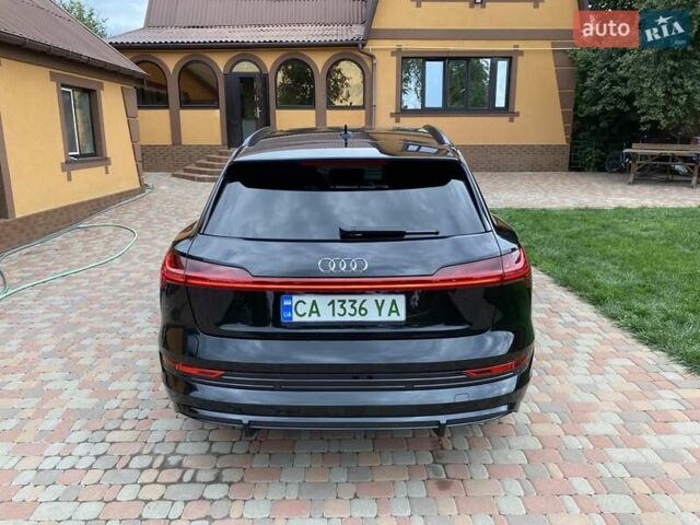 Черный Ауди E-Tron, объемом двигателя 0 л и пробегом 101 тыс. км за 38777 $, фото 20 на Automoto.ua