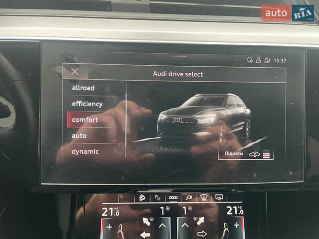 Черный Ауди E-Tron, объемом двигателя 0 л и пробегом 39 тыс. км за 39950 $, фото 64 на Automoto.ua