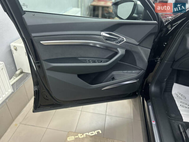 Чорний Ауді E-Tron, об'ємом двигуна 0 л та пробігом 57 тис. км за 41500 $, фото 10 на Automoto.ua