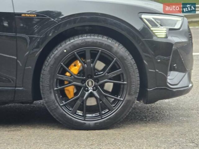 Черный Ауди E-Tron, объемом двигателя 0 л и пробегом 43 тыс. км за 45999 $, фото 24 на Automoto.ua