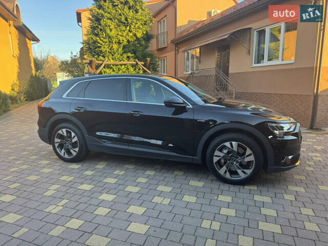 Черный Ауди E-Tron, объемом двигателя 0 л и пробегом 129 тыс. км за 27777 $, фото 1 на Automoto.ua