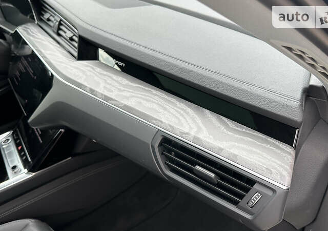 Черный Ауди E-Tron, объемом двигателя 0 л и пробегом 53 тыс. км за 42000 $, фото 39 на Automoto.ua