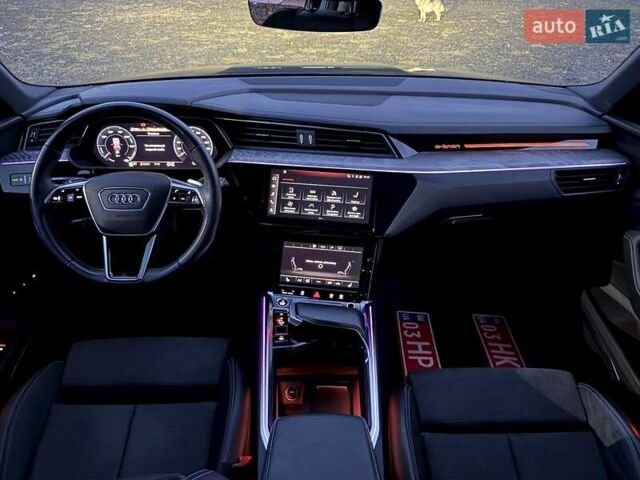 Чорний Ауді E-Tron, об'ємом двигуна 0 л та пробігом 103 тис. км за 36600 $, фото 20 на Automoto.ua