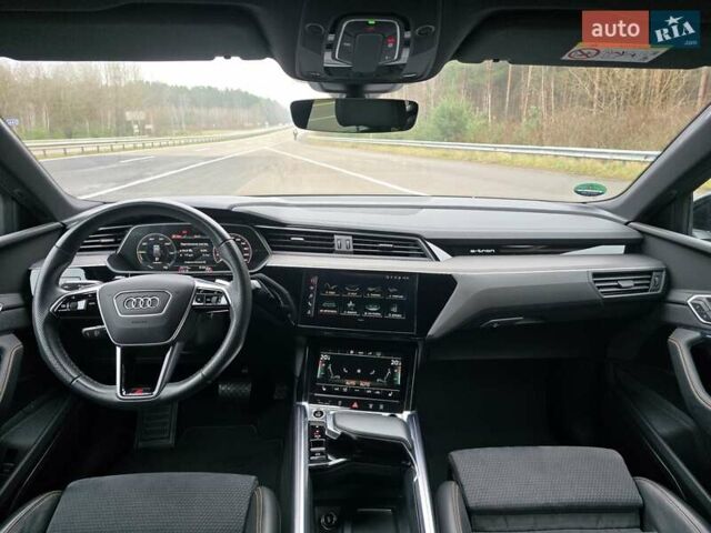 Черный Ауди E-Tron, объемом двигателя 0 л и пробегом 43 тыс. км за 45999 $, фото 85 на Automoto.ua