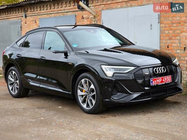 Черный Ауди E-Tron, объемом двигателя 0 л и пробегом 40 тыс. км за 48888 $, фото 89 на Automoto.ua