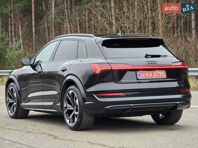 Чорний Ауді E-Tron, об'ємом двигуна 0 л та пробігом 61 тис. км за 47777 $, фото 5 на Automoto.ua