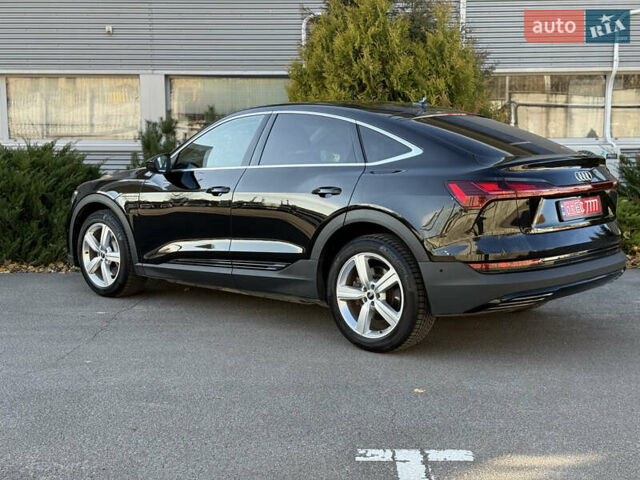 Чорний Ауді E-Tron, об'ємом двигуна 0 л та пробігом 79 тис. км за 29999 $, фото 26 на Automoto.ua