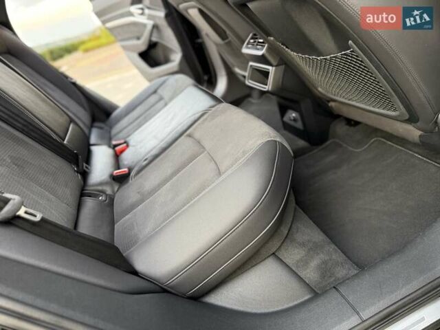 Черный Ауди E-Tron, объемом двигателя 0 л и пробегом 150 тыс. км за 31950 $, фото 75 на Automoto.ua