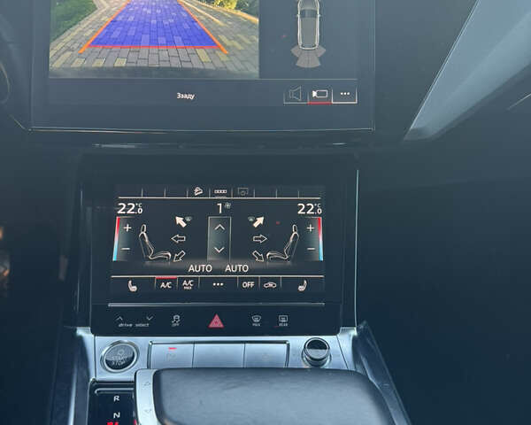 Черный Ауди E-Tron, объемом двигателя 0 л и пробегом 129 тыс. км за 27499 $, фото 21 на Automoto.ua