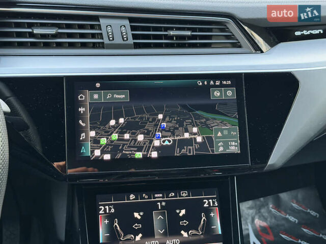 Черный Ауди E-Tron, объемом двигателя 0 л и пробегом 45 тыс. км за 30900 $, фото 51 на Automoto.ua