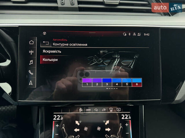 Черный Ауди E-Tron, объемом двигателя 0 л и пробегом 100 тыс. км за 38500 $, фото 19 на Automoto.ua