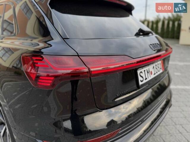 Черный Ауди E-Tron, объемом двигателя 0 л и пробегом 150 тыс. км за 31950 $, фото 113 на Automoto.ua