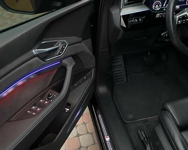 Черный Ауди E-Tron, объемом двигателя 0 л и пробегом 101 тыс. км за 38777 $, фото 50 на Automoto.ua