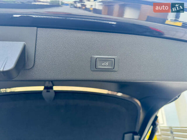 Черный Ауди E-Tron, объемом двигателя 0 л и пробегом 97 тыс. км за 30900 $, фото 48 на Automoto.ua